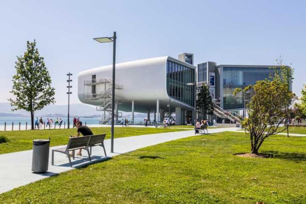 Alojamientos Turisticos Con Terraza En Santander Lapera Exterior foto